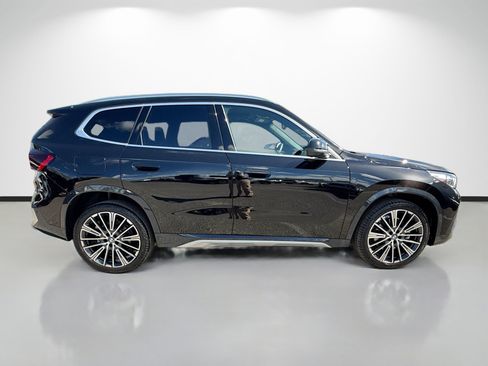 Used 2025 BMW X1 xDrive28i w/ Technology Package image 2