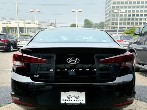 Used 2020 Hyundai Elantra SE FWD image 6