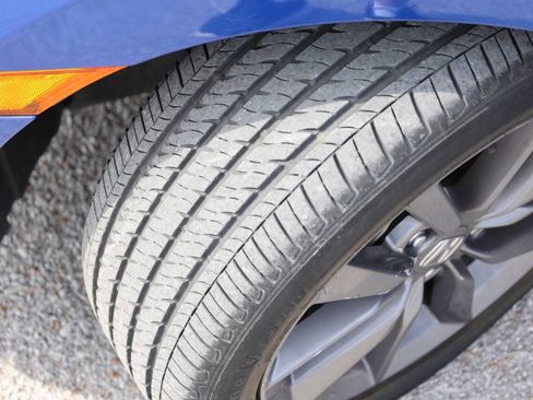 Used 2020 Honda Civic EX image 24