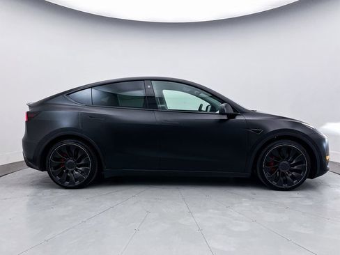 Used 2022 Tesla Model Y Performance image 35