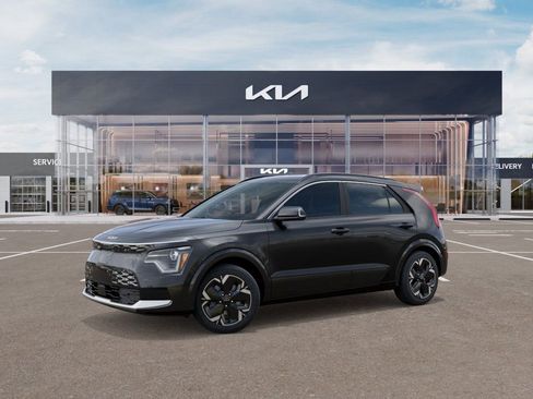 New 2026 Kia Niro Wind FWD image 3