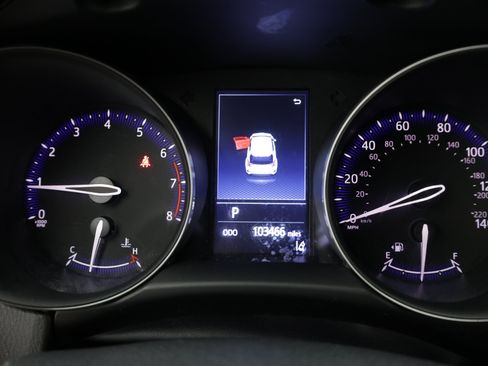 Used 2021 Toyota C-HR LE FWD image 17