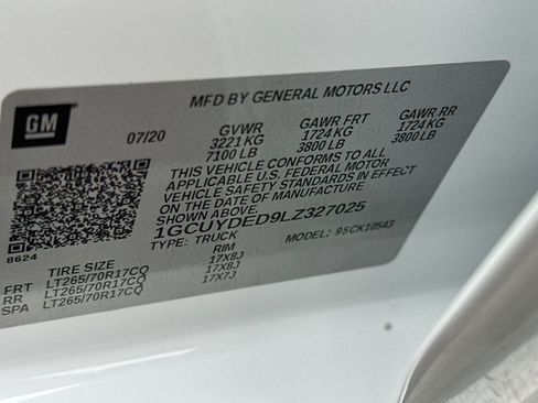 Used 2020 Chevrolet Silverado 1500 LT w/ Remote Start Package AWD/4WD image 34