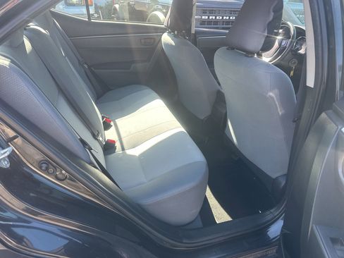 Used 2015 Toyota Corolla L image 16