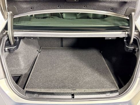 Used 2024 BMW 530i xDrive w/ Premium Package image 22