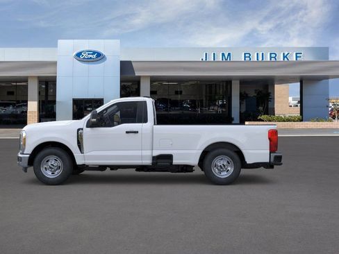 New 2025 Ford F250 XL w/ XL Chrome Package image 4