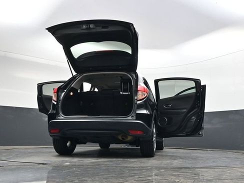 Used 2017 Honda HR-V EX image 39