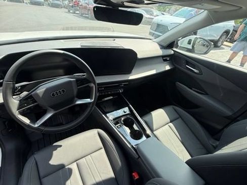Used 2026 Audi Q3 quattro 2.0T AWD/4WD image 14