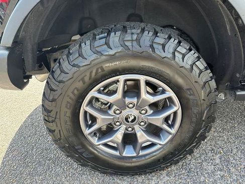 Certified 2025 Ford Bronco Badlands AWD/4WD image 9