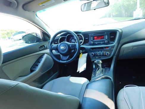 Used 2015 Kia Optima LX FWD image 6