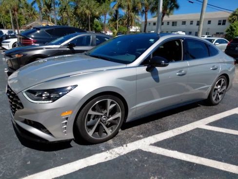 Used 2023 Hyundai Sonata SEL Plus FWD image 1