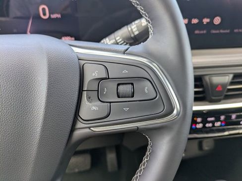 New 2025 Buick Encore GX Avenir w/ Avenir Technology Package FWD image 32