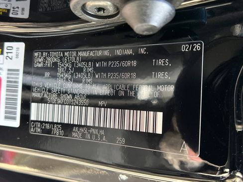 New 2026 Toyota Sienna Platinum image 29