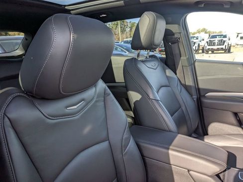 Certified 2023 Cadillac XT4 Premium Luxury w/ Cold Weather Package image 29
