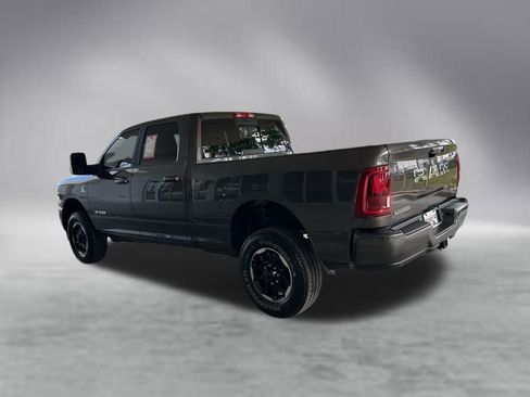 Used 2026 RAM 2500 Laramie AWD/4WD image 4