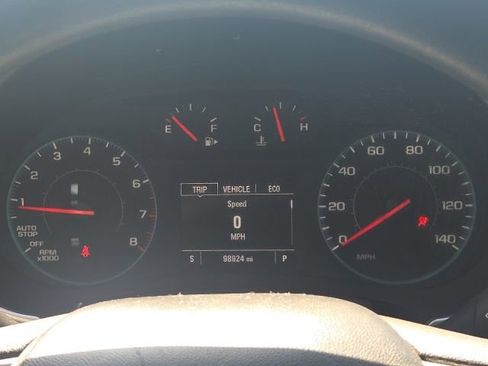 Used 2020 Chevrolet Malibu LT FWD image 38