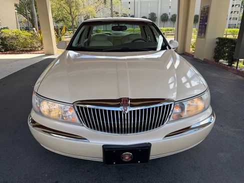 Used 1998 Lincoln Continental image 23