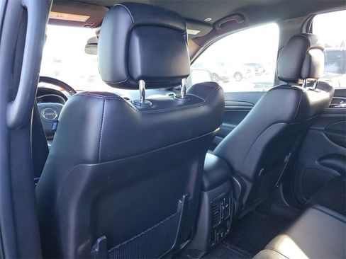 Used 2021 Jeep Grand Cherokee Laredo X image 27