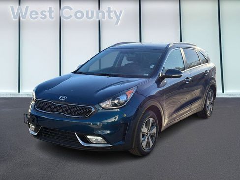 Used 2019 Kia Niro EX image 9