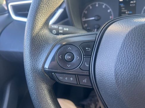 Used 2025 Toyota Corolla LE image 16