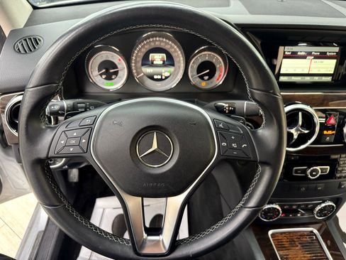 Used 2014 Mercedes-Benz GLK 350 2WD image 21