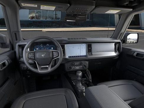 New 2026 Ford Bronco Badlands image 9