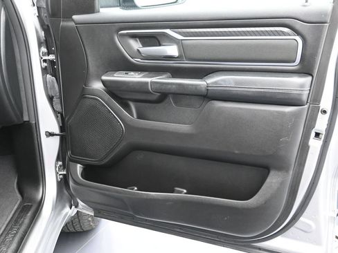 Used 2025 RAM 1500 Big Horn AWD/4WD image 31