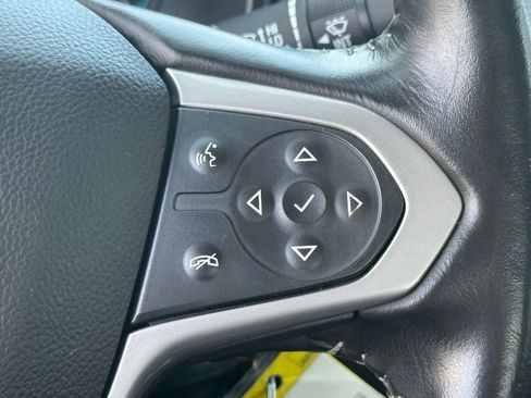 Used 2022 Chevrolet Colorado LT w/ Fleet Safety Package image 23