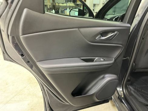 Used 2022 Chevrolet Blazer LT FWD image 23