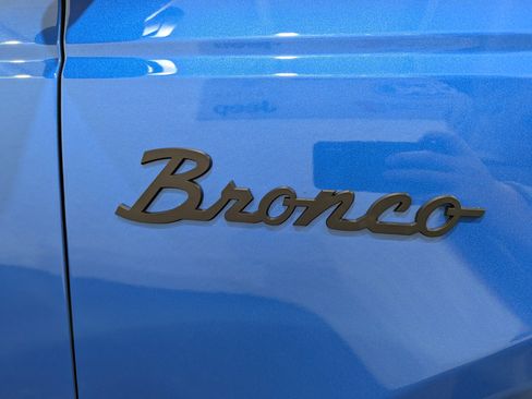Used 2023 Ford Bronco 4-Door image 9