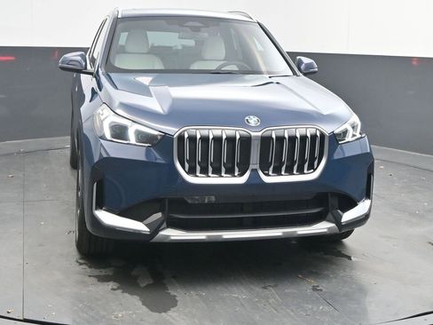 New 2026 BMW X1 xDrive28i w/ Convenience Package image 2