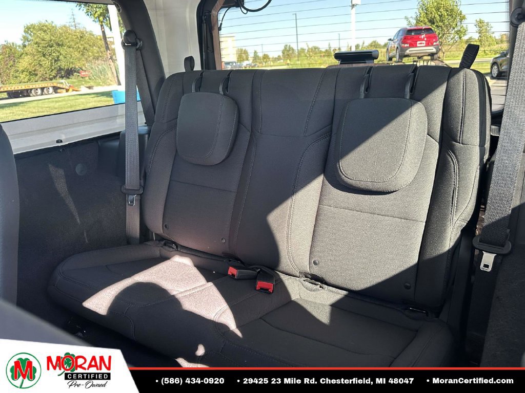 Used 2020 Jeep Wrangler Sport AWD/4WD image 11