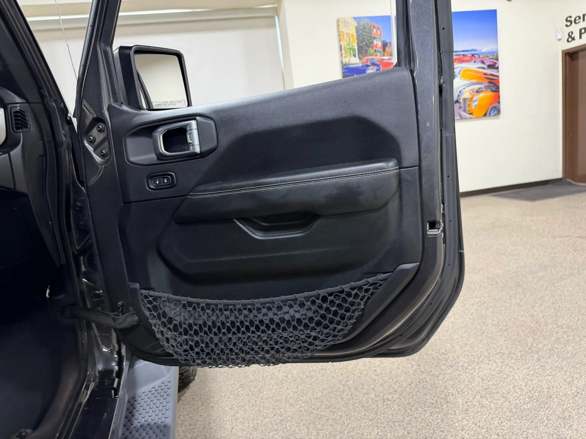 Used 2020 Jeep Wrangler Unlimited Sahara w/ Uconnect 4C Nav & Sound Group AWD/4WD image 25
