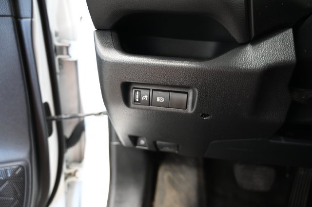 Used 2022 Toyota RAV4 LE AWD/4WD image 26
