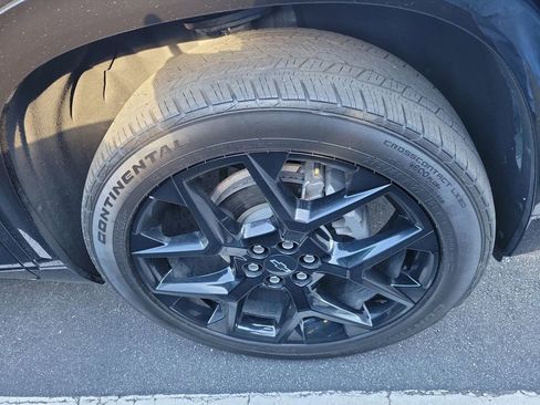 Used 2024 Chevrolet Traverse RS image 9