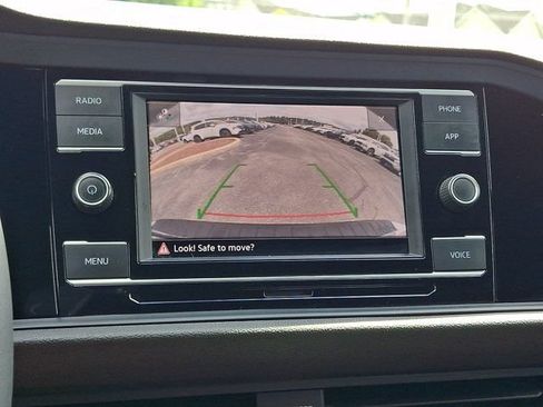 Certified 2024 Volkswagen Jetta Sport FWD image 22