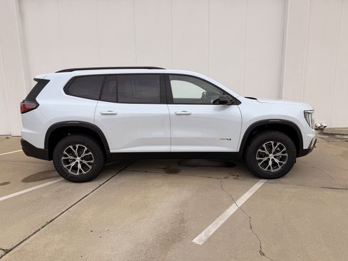 New 2026 GMC Acadia AT4 w/ Luxury Package AWD/4WD image 6