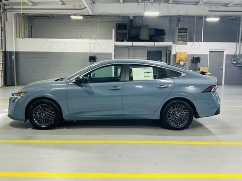 New 2026 Nissan Sentra SV image 11