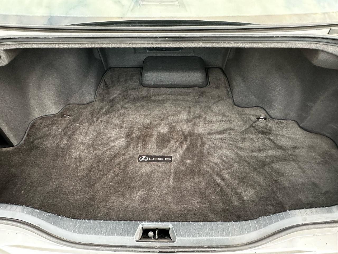 Used 2004 Lexus LS 430 RWD image 74