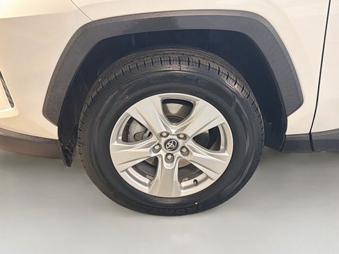 Used 2020 Toyota RAV4 XLE w/ Convenience Package image 11