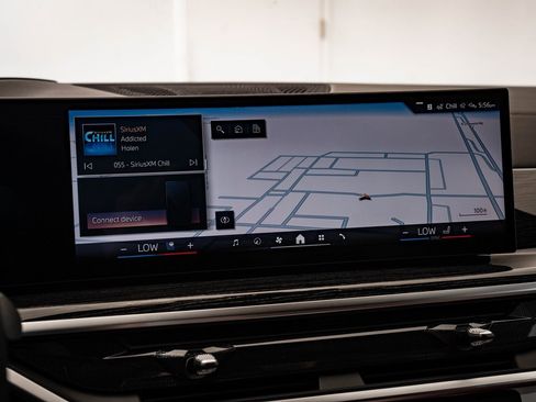 New 2026 BMW X6 xDrive40i w/ Climate Comfort Package image 35