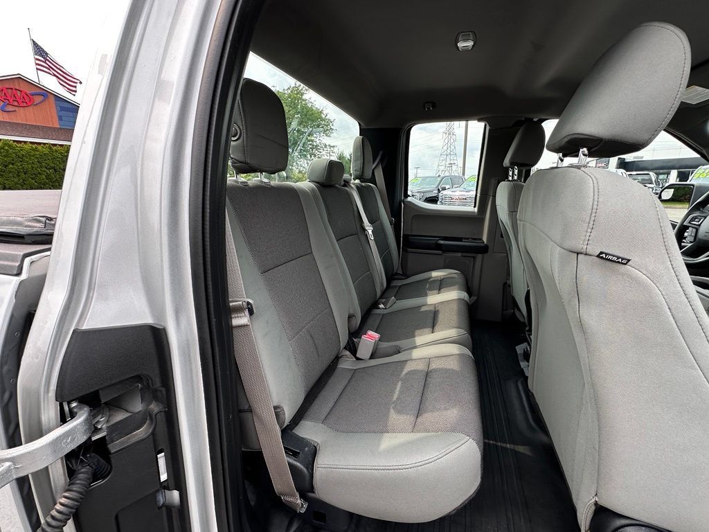 Used 2015 Ford F150 XL w/ Equipment Group 101A Mid AWD/4WD image 17