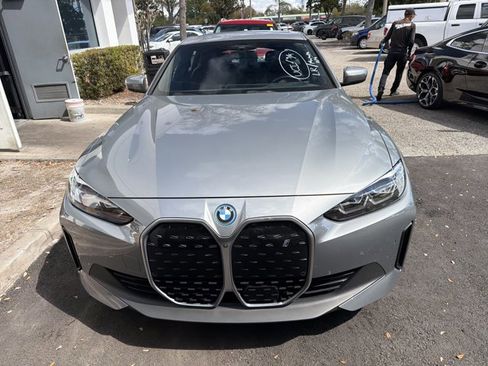 Used 2023 BMW i4 eDrive35 image 2