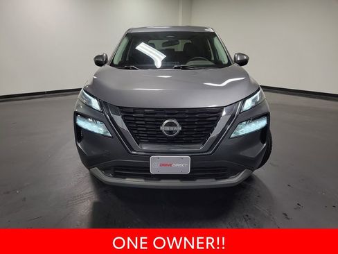 Used 2023 Nissan Rogue SV FWD image 3