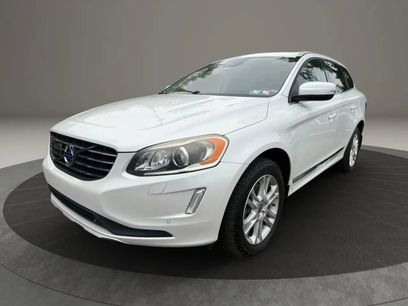 Used 2015 Volvo XC60 T5 Platinum w/ Climate Package