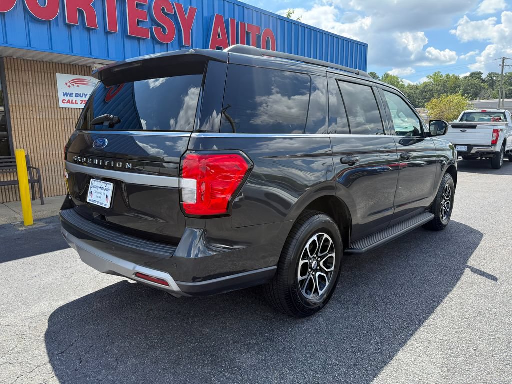 Used 2024 Ford Expedition XLT RWD image 13