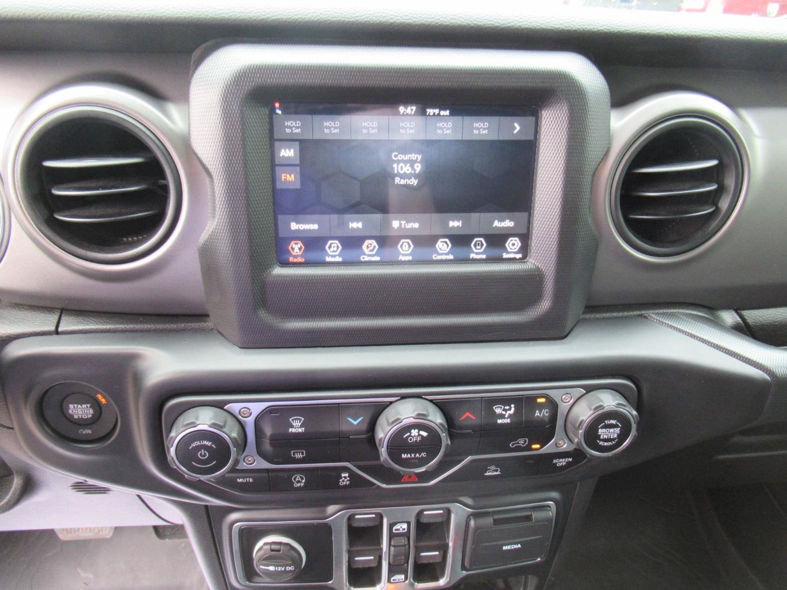 Used 2022 Jeep Wrangler Unlimited Sport AWD/4WD image 26