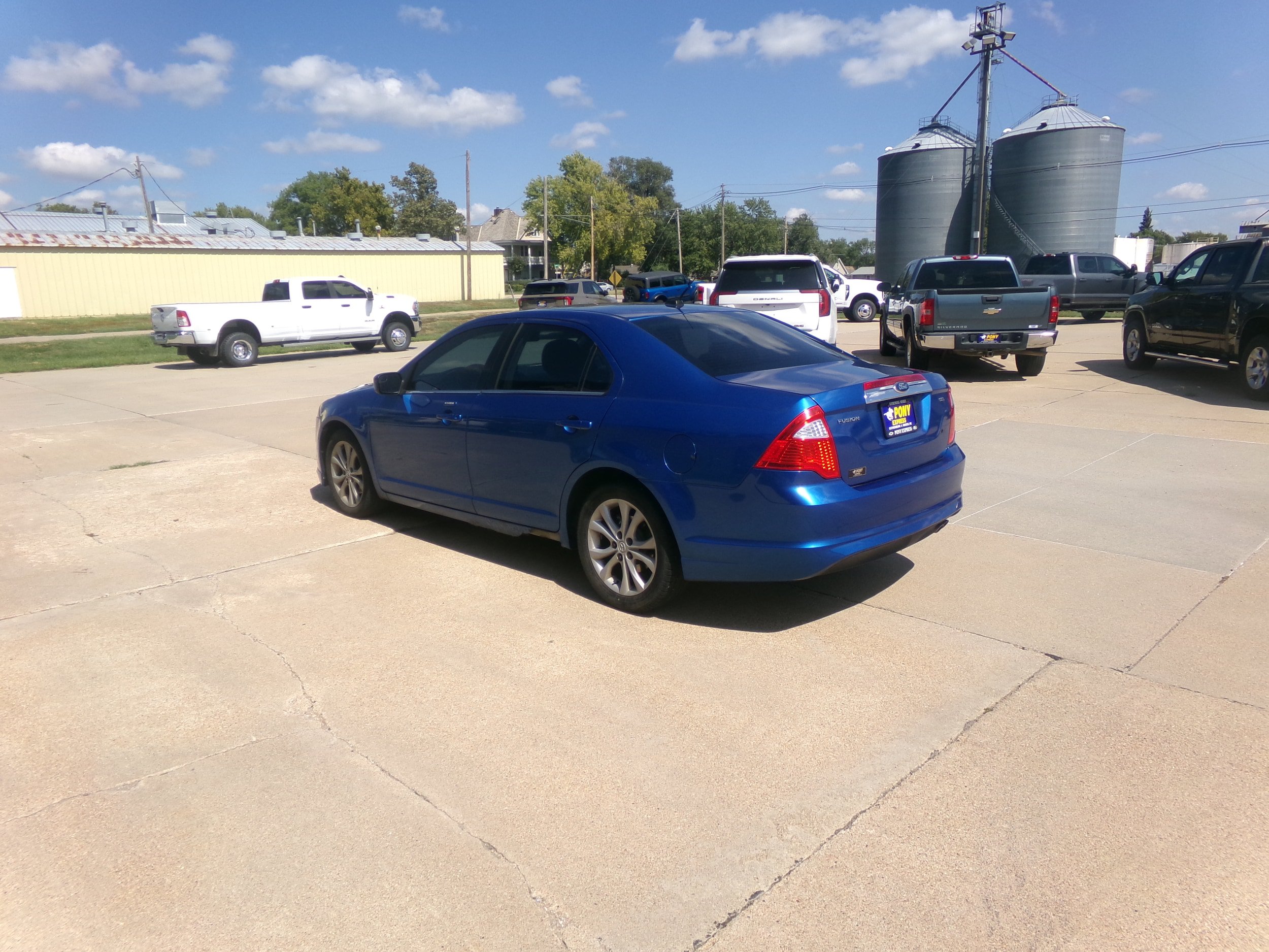 Used 2011 Ford Fusion SEL FWD image 5