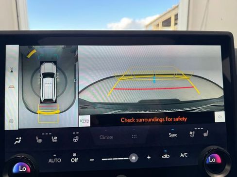 Used 2024 Lexus GX 550 image 28