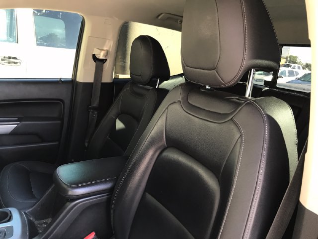 Used 2018 Chevrolet Colorado LT w/ Luxury Package, Chrome AWD/4WD image 29